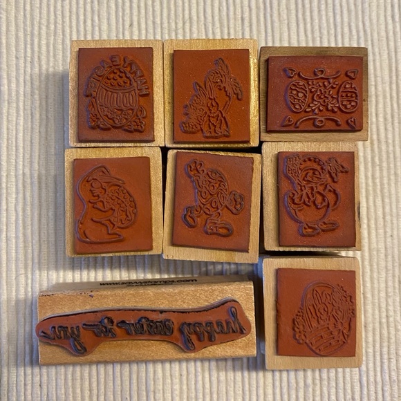 Lot of 8 Small Easter Themed Wood Mounted Stamps - Picture 2 of 6